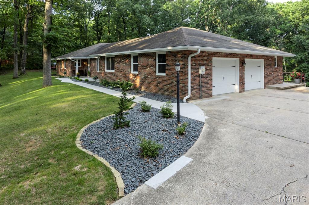 Chateau Oaks - Residential