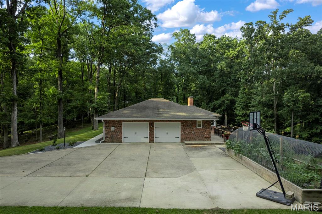 Chateau Oaks - Residential