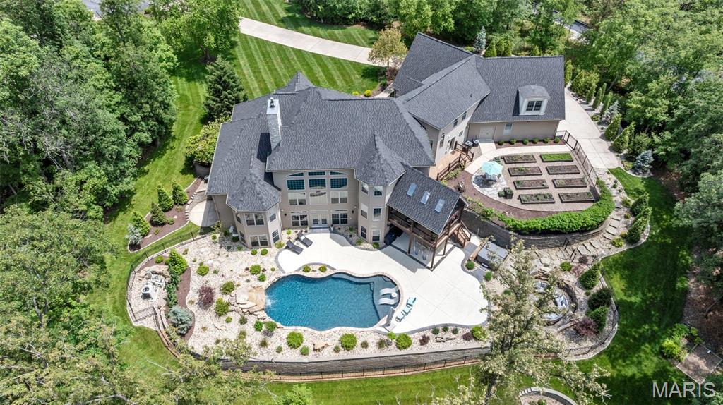 Crown Pointe Farms - Residential