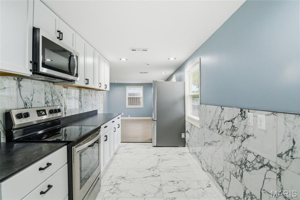 Miracle Manor 2nd Add - Residential