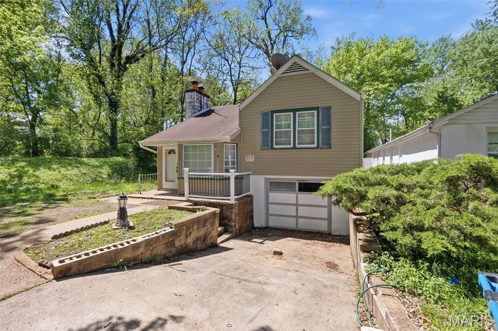 Florissant Road Terrace - Residential