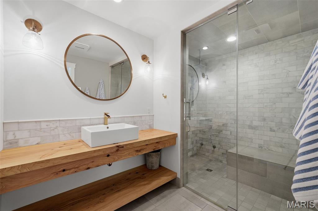 Clif Woods - Residential