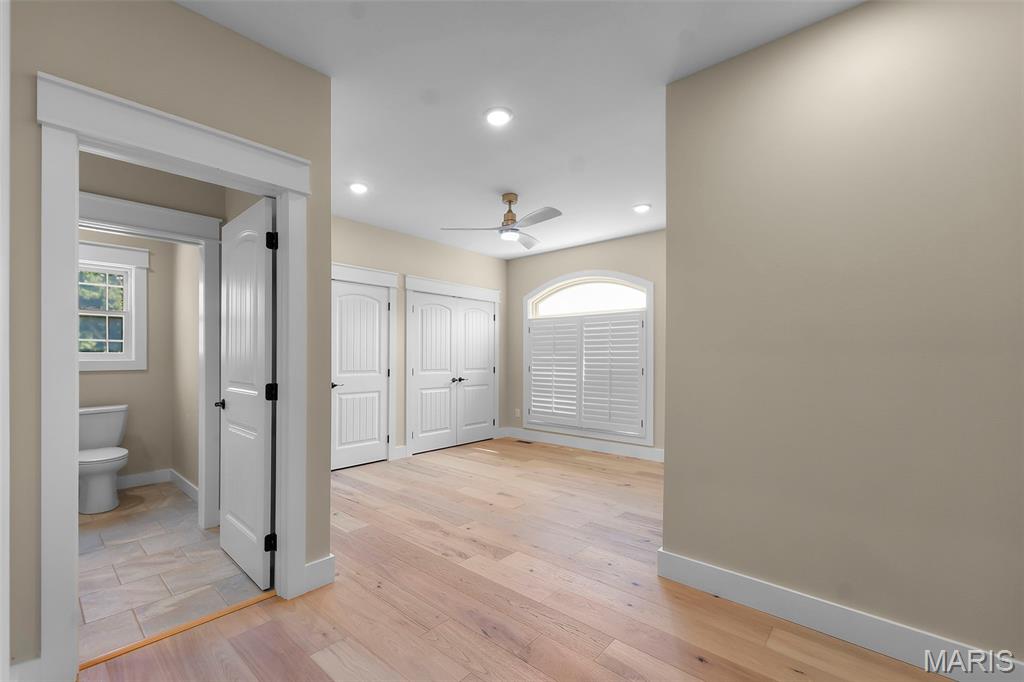 Windwood Lake Estate - Residential
