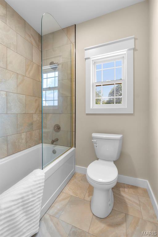 Windwood Lake Estate - Residential