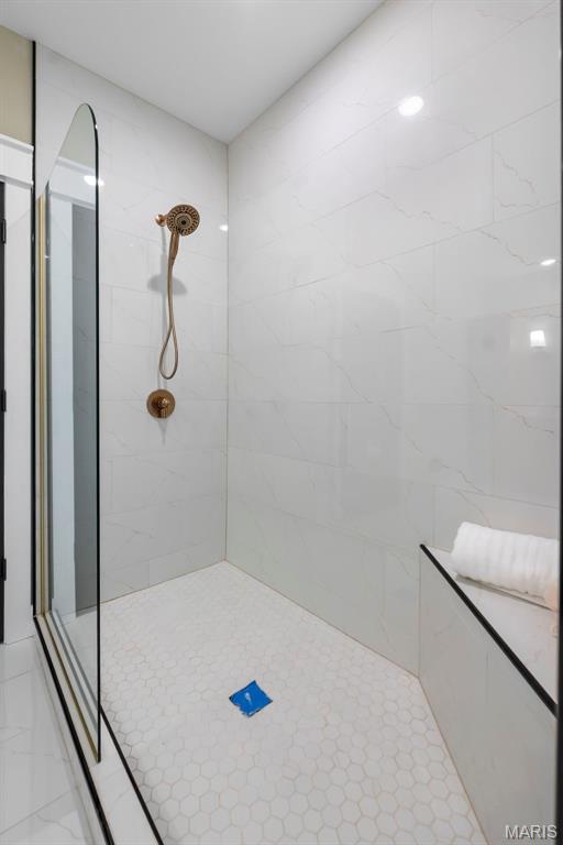 Windwood Lake Estate - Residential