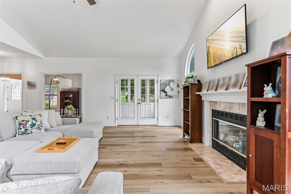 Imperial Hills 01 - Residential