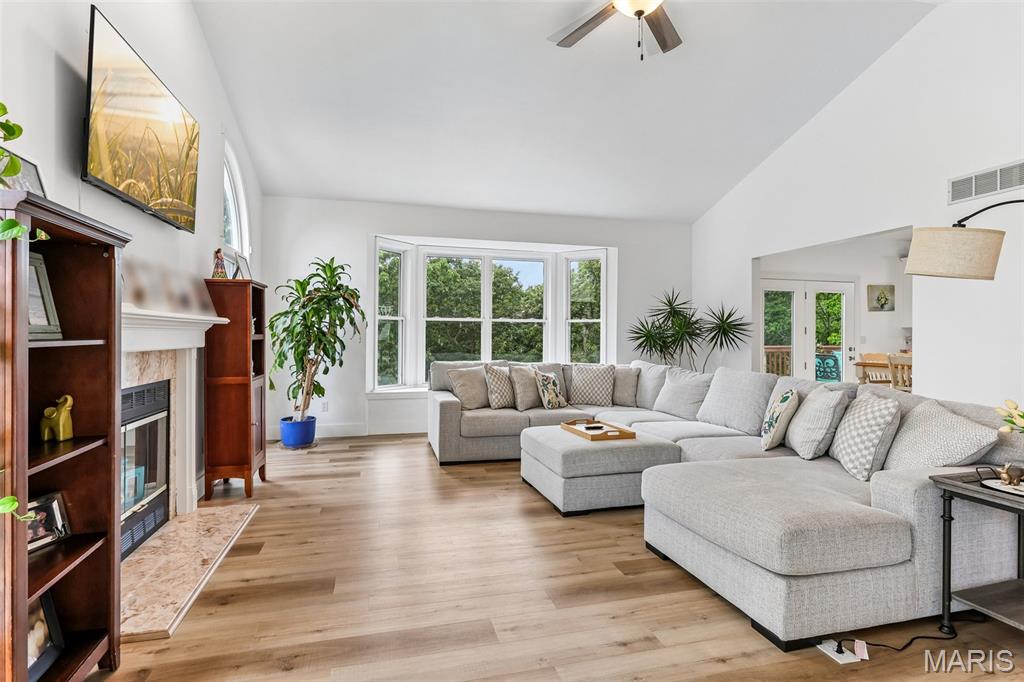 Imperial Hills 01 - Residential