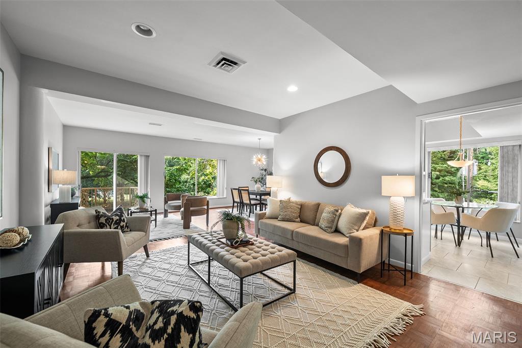 Park Mansion Condos - Residential