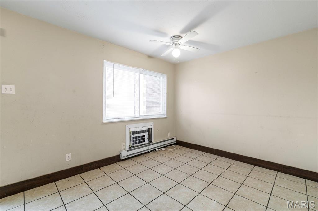 Hazelcrest Condo - Residential