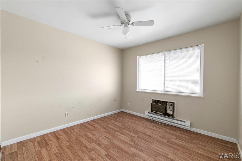 Hazelcrest Condo - Residential