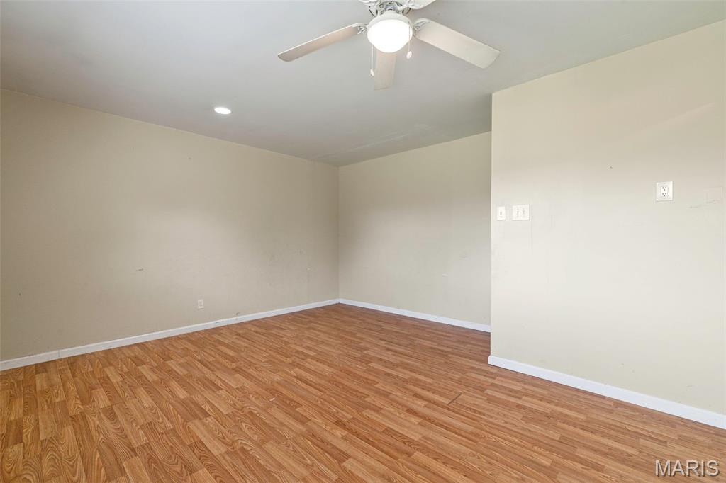 Hazelcrest Condo - Residential