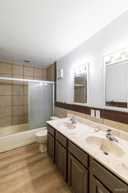 Hazelcrest Condo - Residential