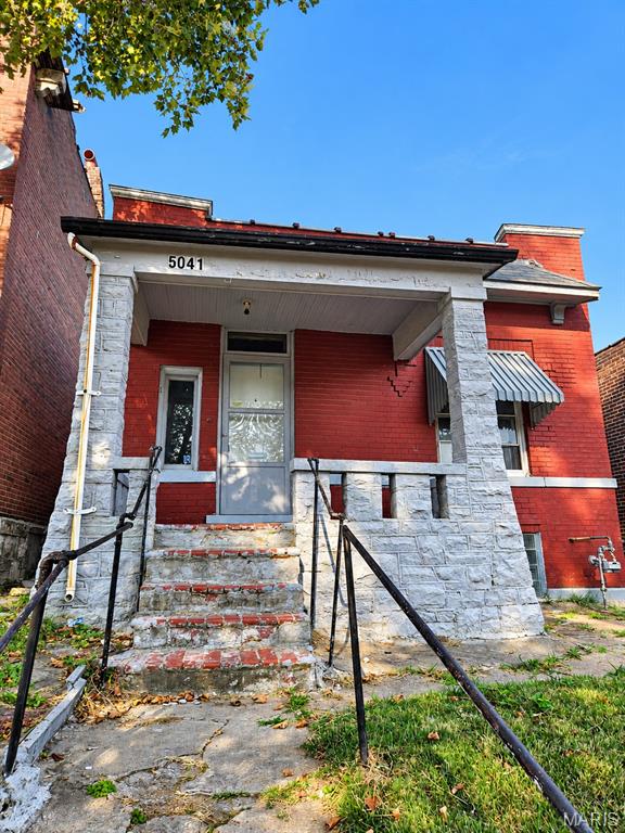 INVESTOR SPECIAL – 5041 Terry Ave

Affordable brick rental opportunity with strong income potential. Property needs work and is being sold AS-IS. Seller has limited knowledge of the current condition; buyers should perform their own due diligence and enter/inspect at their own risk.

Solid brick exterior and a straightforward value-add opportunity for a rental investor.

Rental Potential:

Approx. $1,000/month in current configuration
Potential to reconfigure/add a bedroom and target approximately $1,300/month
Great opportunity for a buy-and-hold investor looking for an inexpensive rental with upside

Seller to make no repairs or warranties. Buyer to verify property condition, room configuration, rental rates, permits, and all other information.