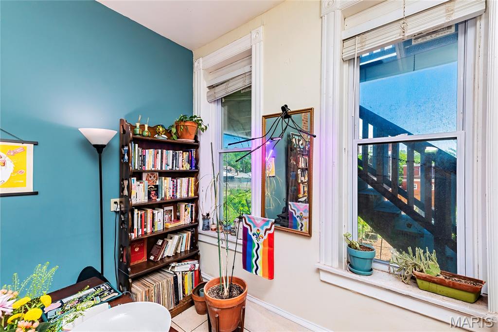St Louis Commons Add - Residential