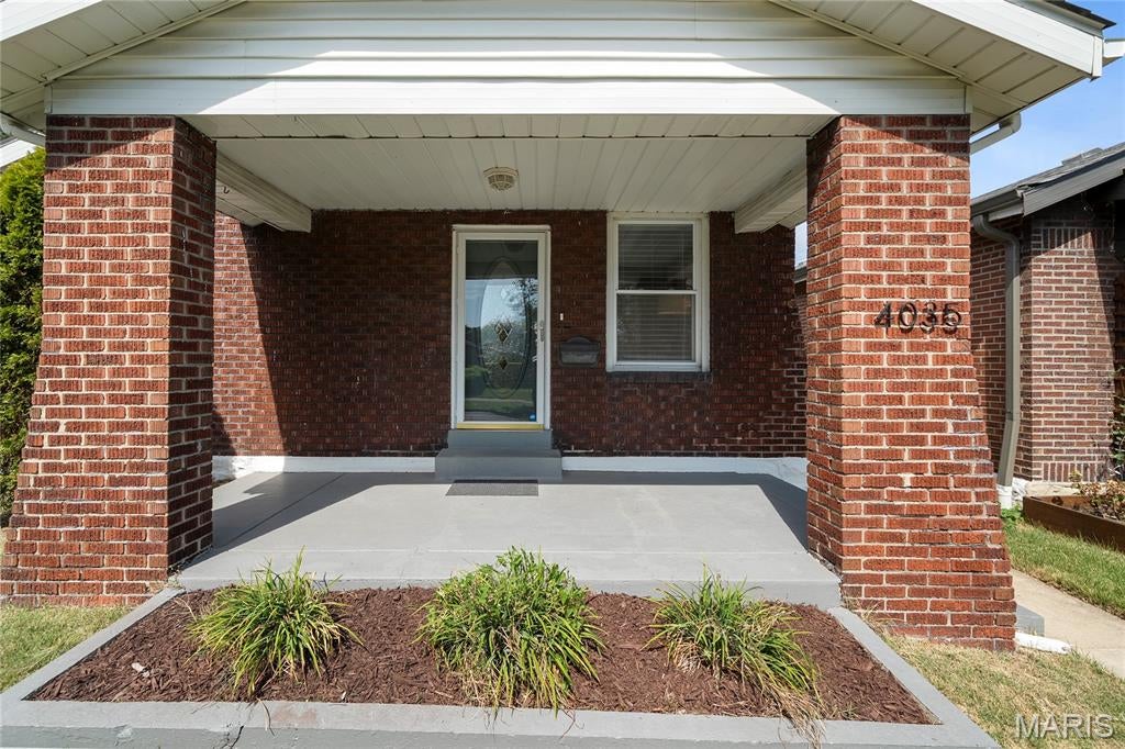 Russell Place - Residential