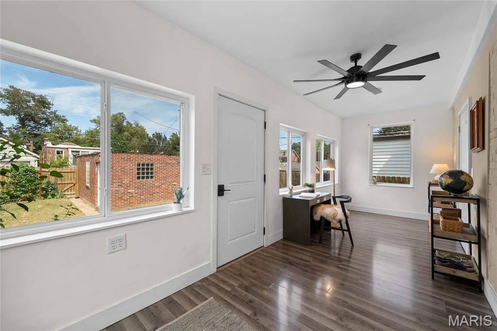 Russell Place - Residential