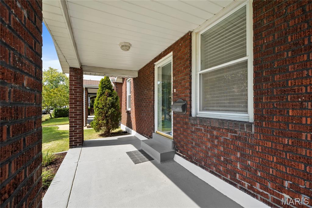 Russell Place - Residential