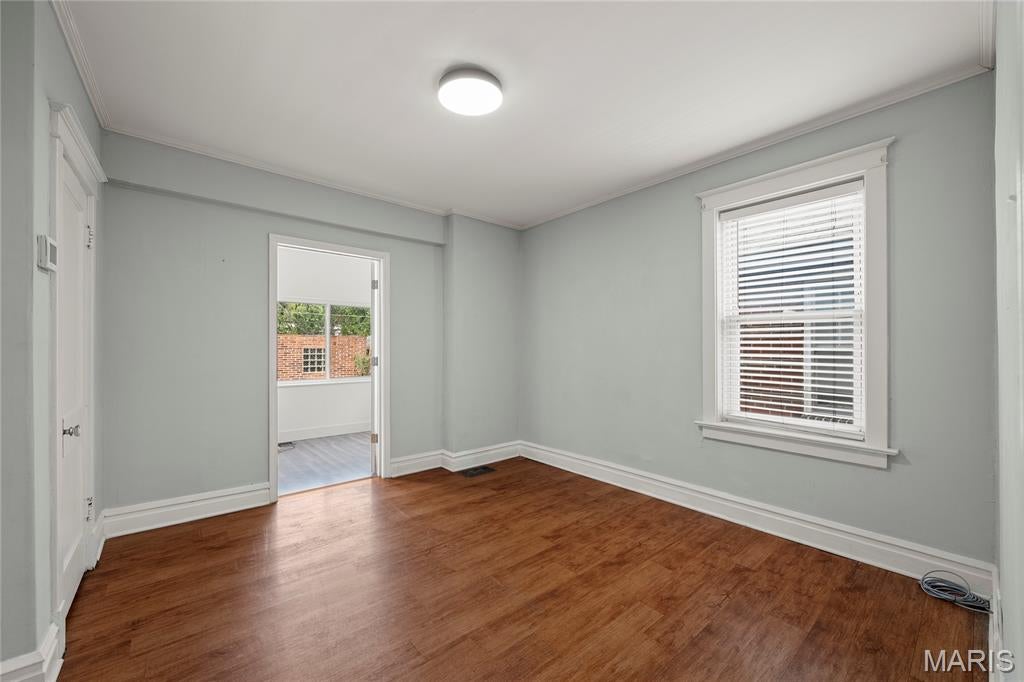 Russell Place - Residential