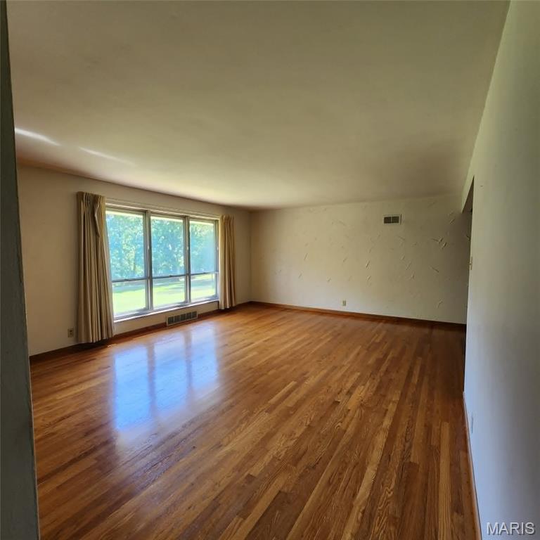 Gwenmil Lake - Residential