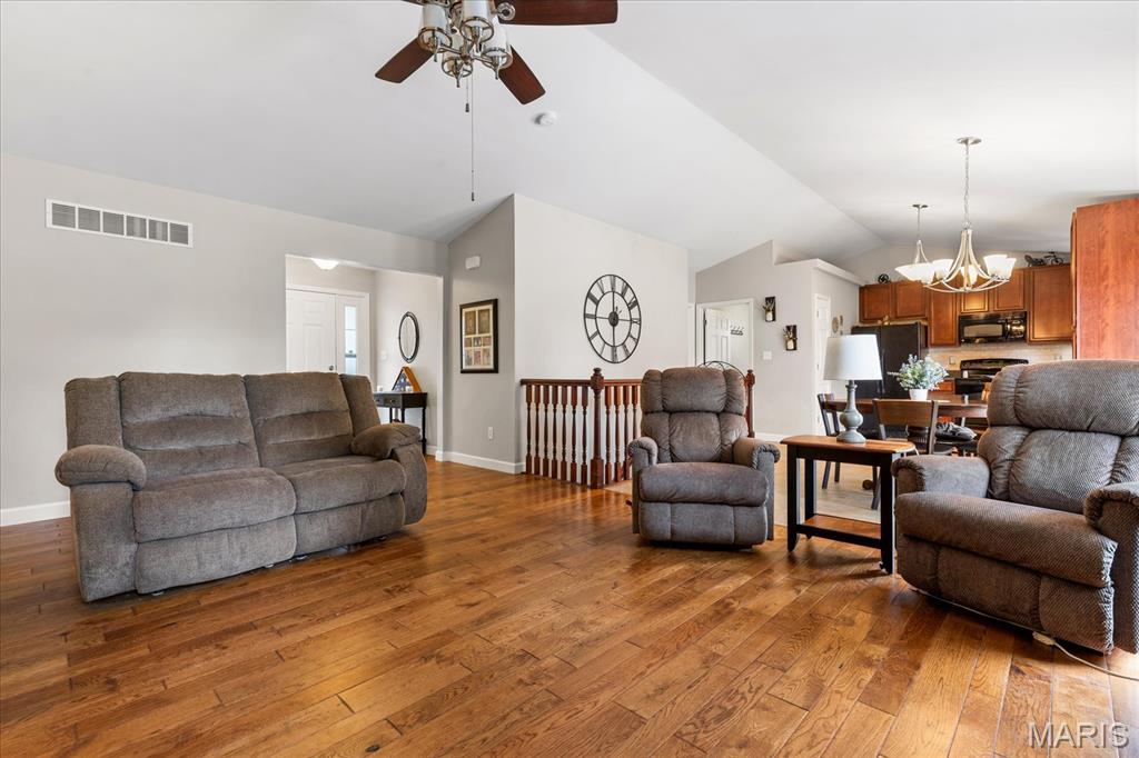 Homefield Ph 3 Village Y #2 - Residential