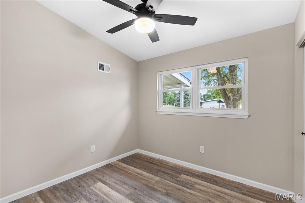 Thunderbird Manor 3 - Residential