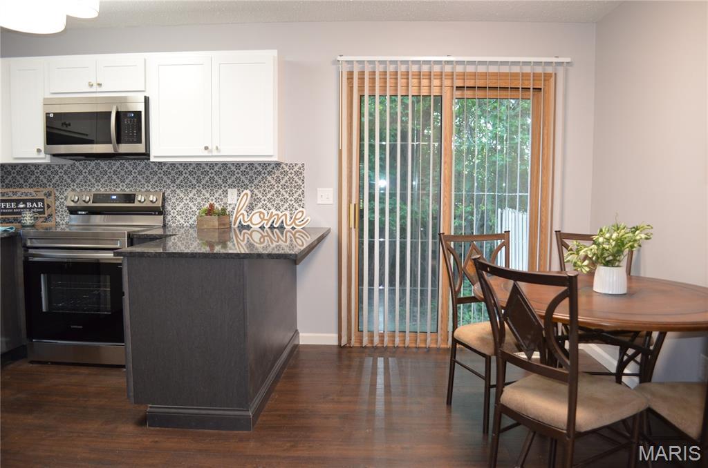 McKelvey Manor Condo - Residential
