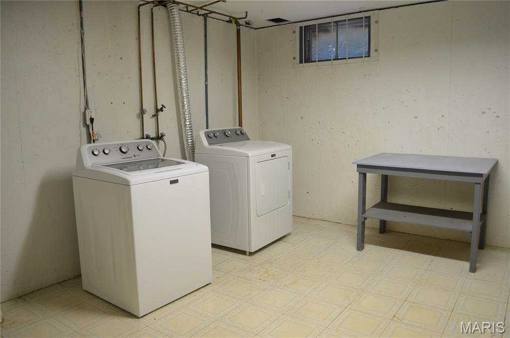 McKelvey Manor Condo - Residential