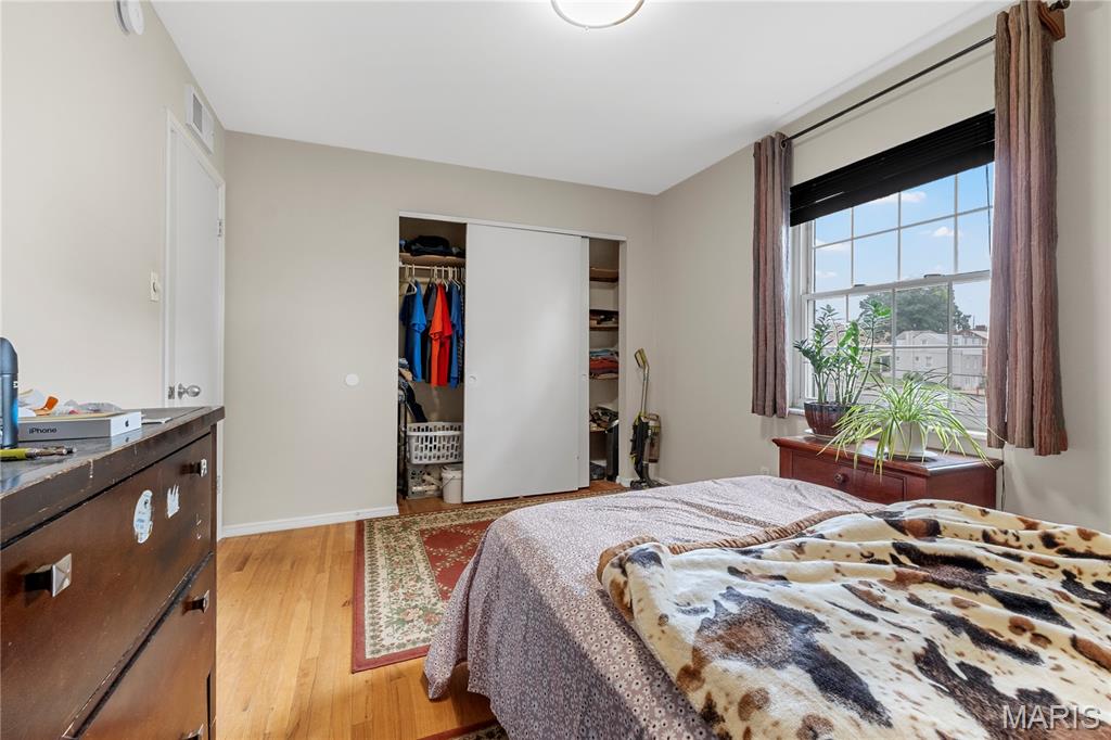 Colonial Woods Condo - Residential