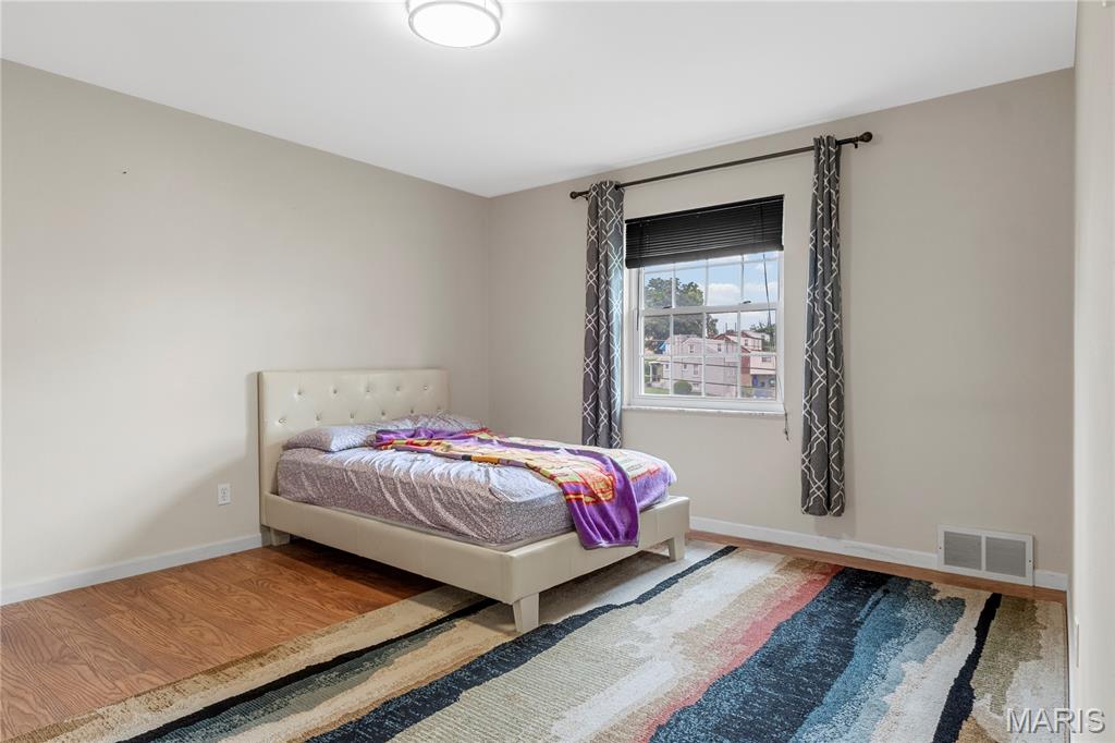 Colonial Woods Condo - Residential