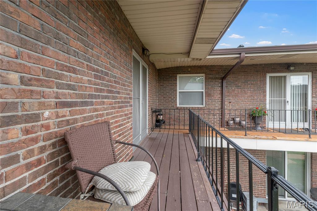 Colonial Woods Condo - Residential