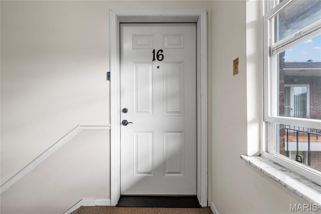 Colonial Woods Condo - Residential