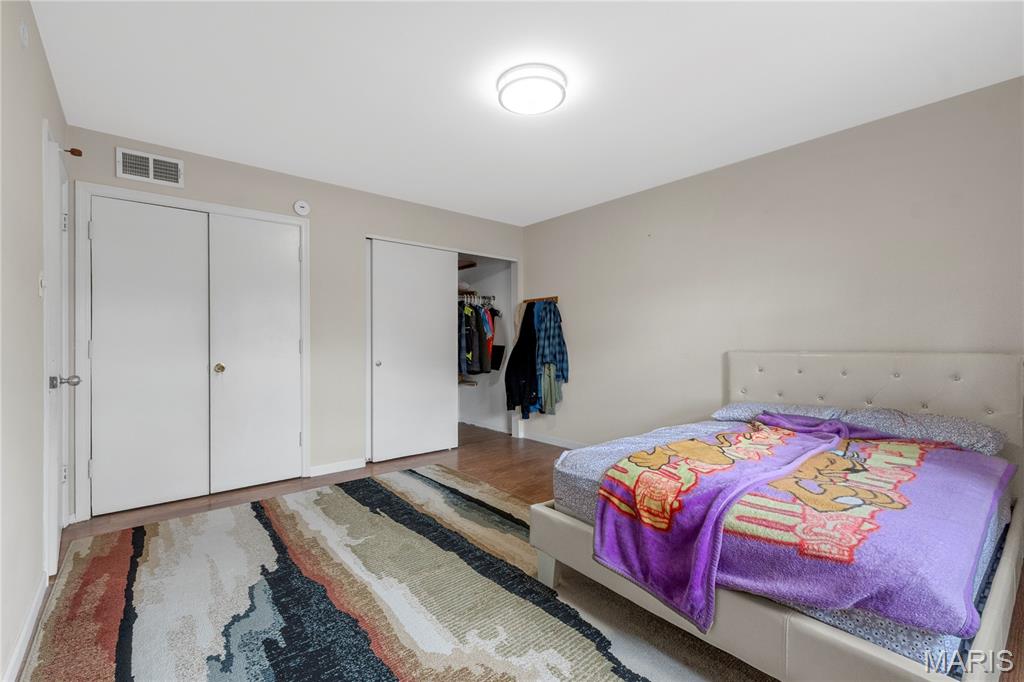 Colonial Woods Condo - Residential