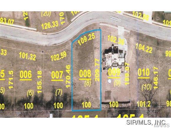 Great lookout or walkout lot in an established subdivision.  Builders welcome.  Agent owned.