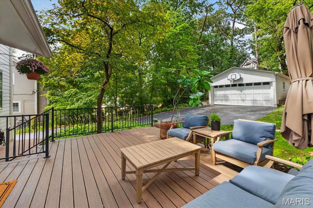 Thompson Amd - Residential