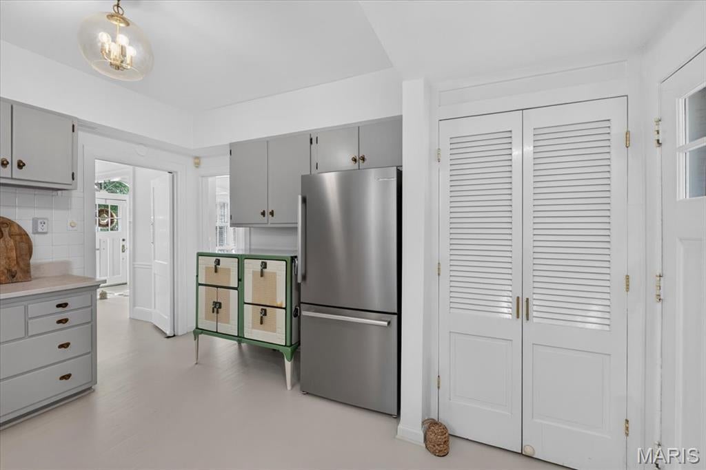 Thompson Amd - Residential