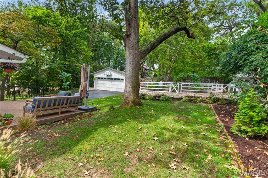 Thompson Amd - Residential