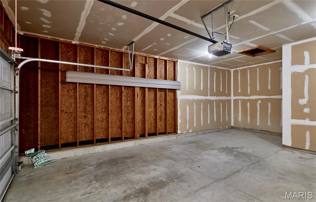 Westhampton Woods 2 - Residential