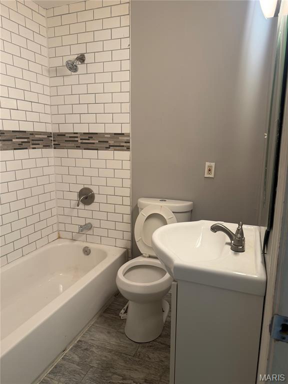 West Walnut Manor - Residential