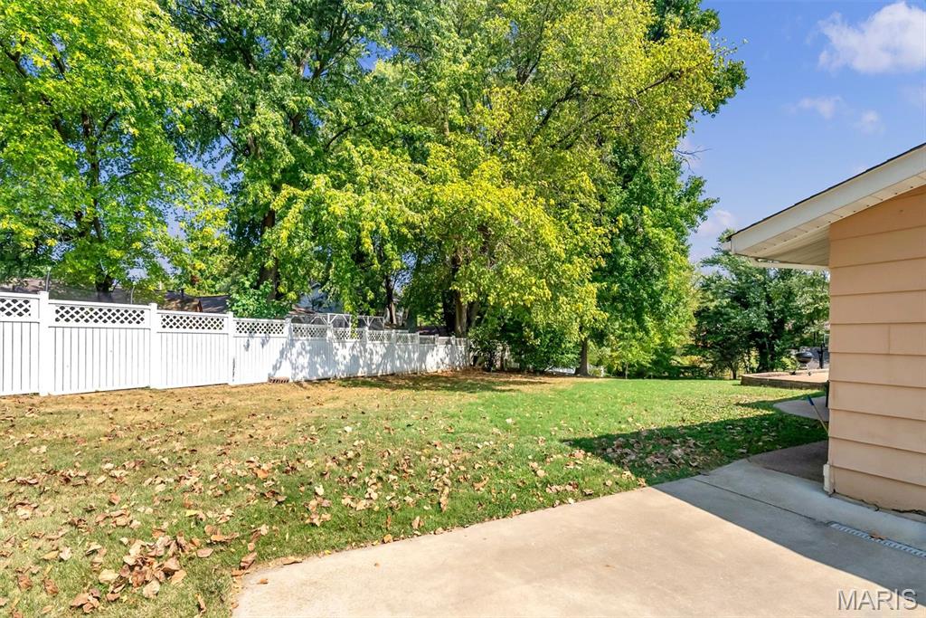 Elmwood Manor #7 - Residential