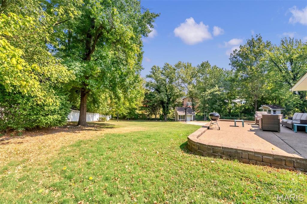 Elmwood Manor #7 - Residential