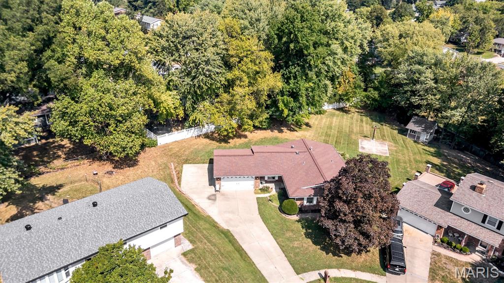 Elmwood Manor #7 - Residential