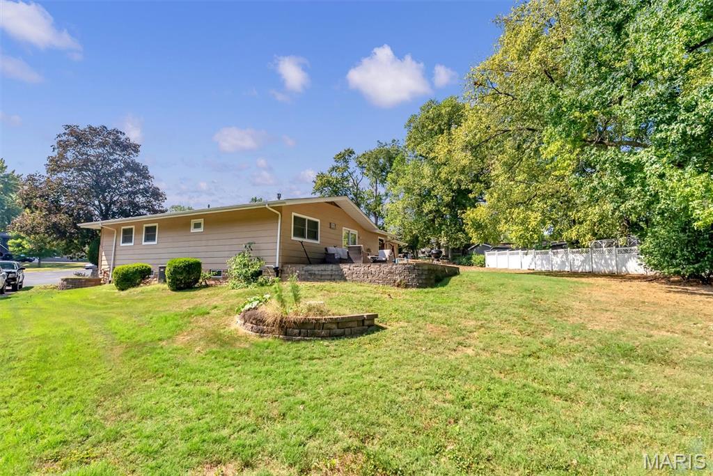 Elmwood Manor #7 - Residential