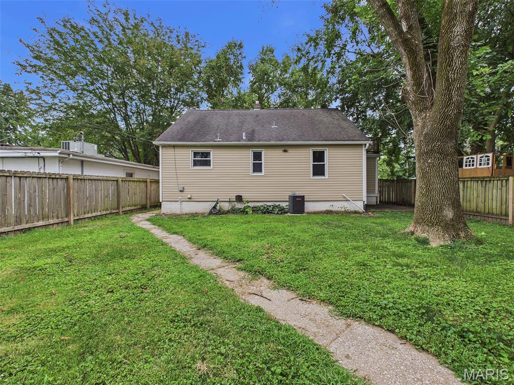 Commercial Place - Residential