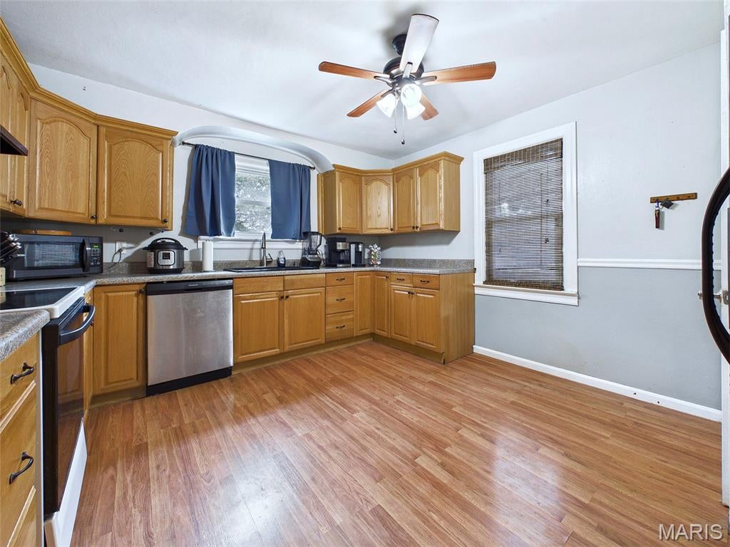 Commercial Place - Residential