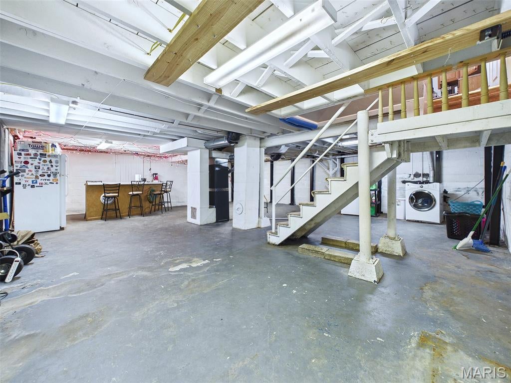 Commercial Place - Residential