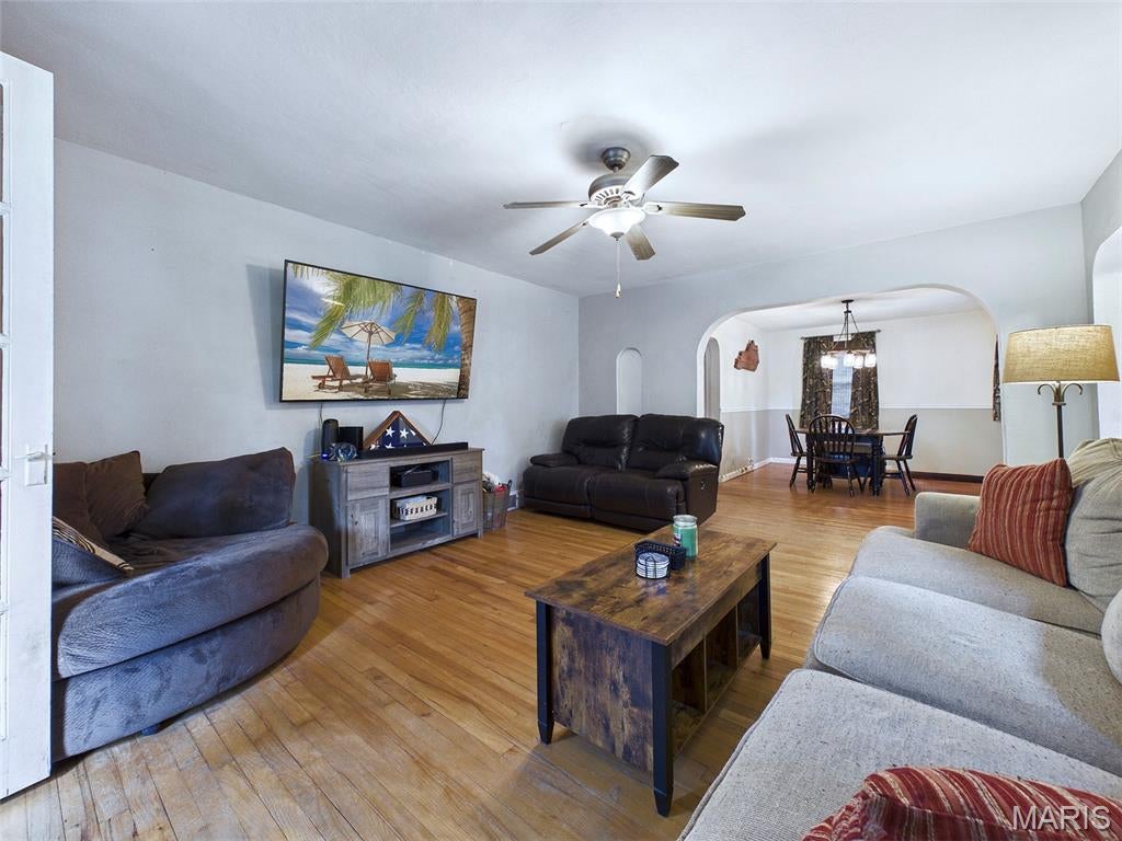Commercial Place - Residential