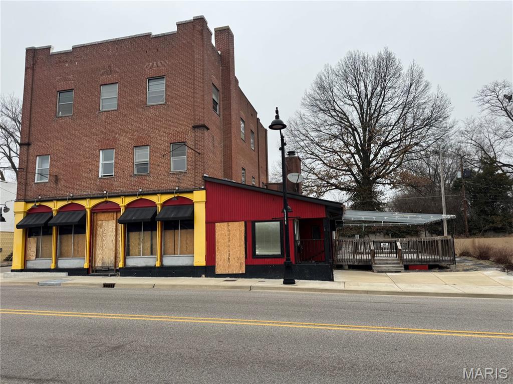 West Belleville - Commercial Sale