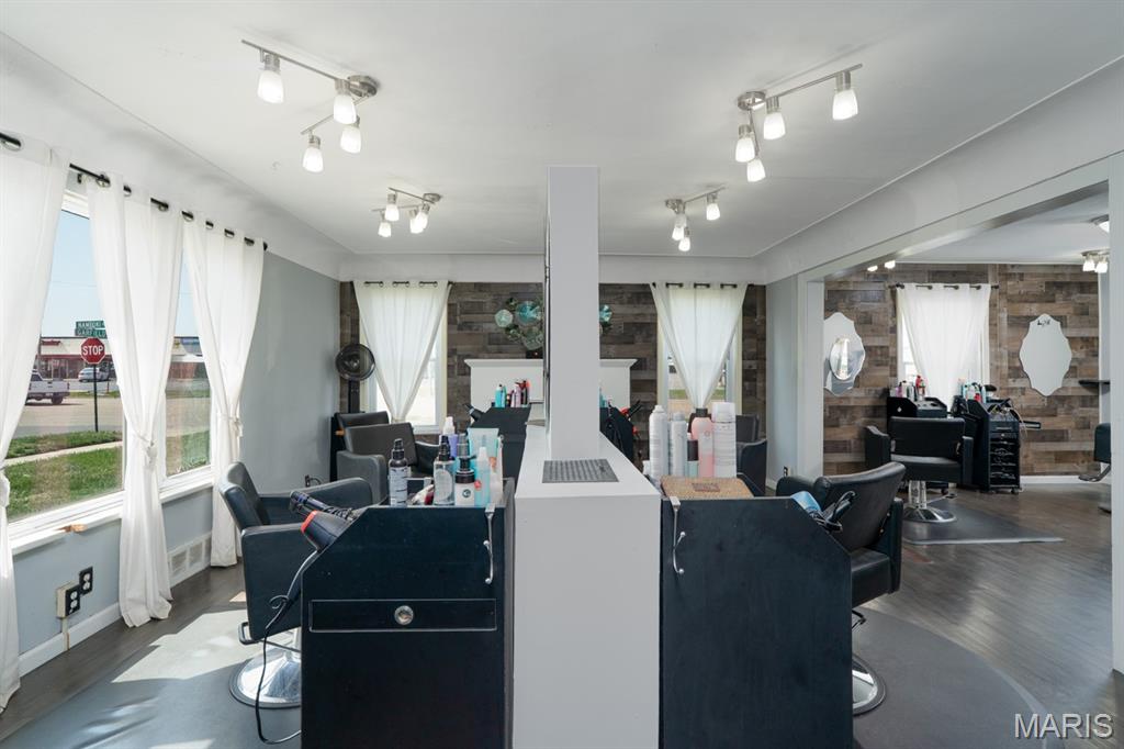 Nameoki Terrace - Commercial Sale