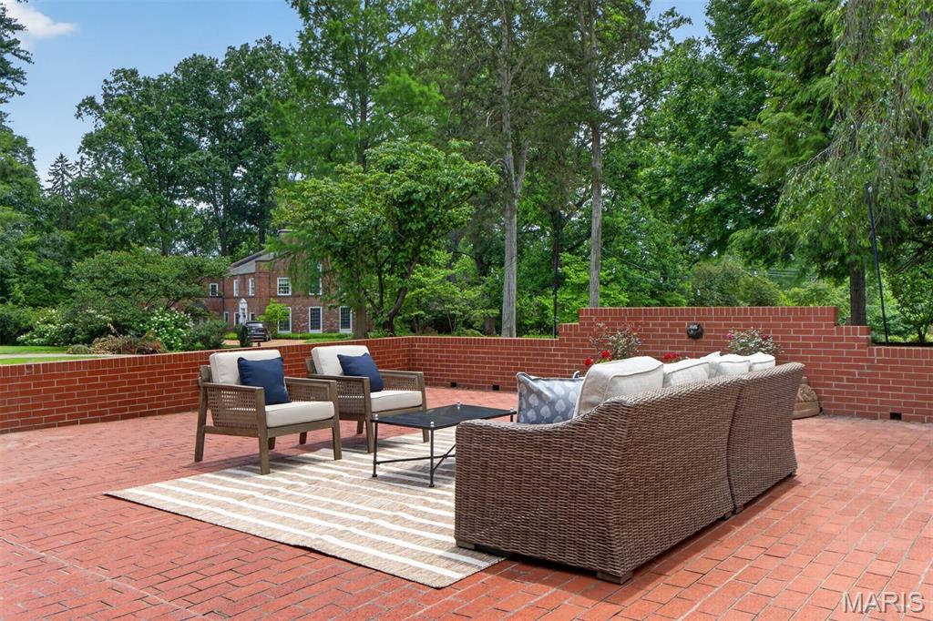 Litzsinger Lane - Residential