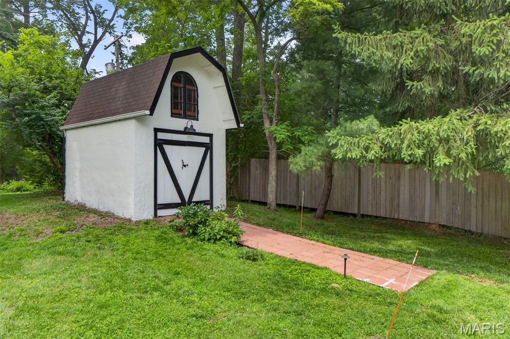 Litzsinger Lane - Residential